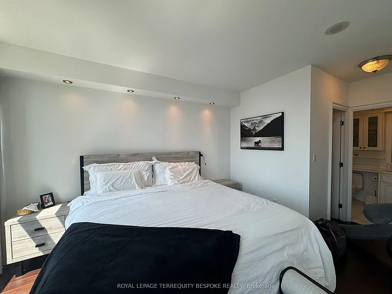 10 Navy Wharf Ct #1109 — Photo 17