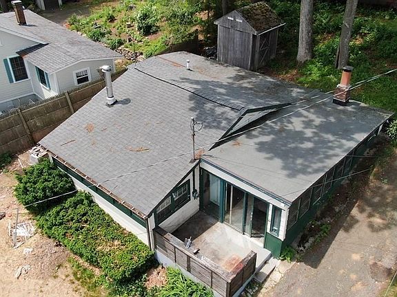 4th image of 7 Nashaway Ln