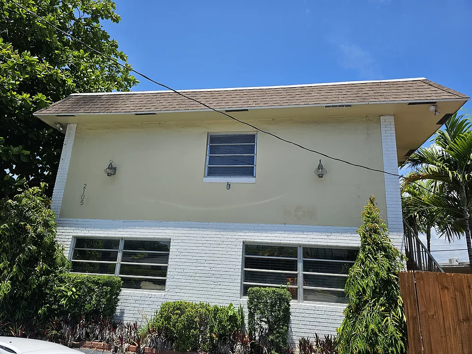 2105 Miami Rd #4