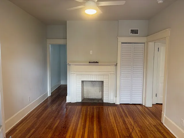 1 bed, 700 sqft, $1,200 — Photo 2