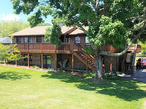 2nd image of 4752 Highview Dr