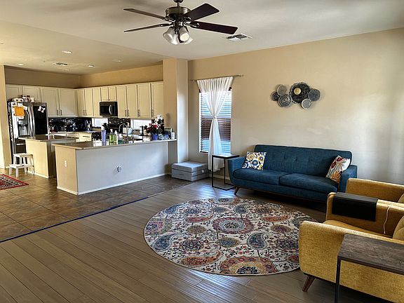 3rd image of 6106 N Placita San Agustin