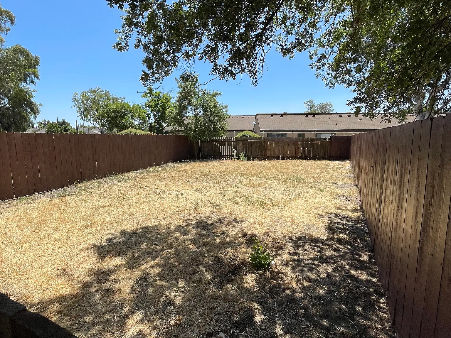 2 bed, 900 sqft, $2,100 — Photo 4