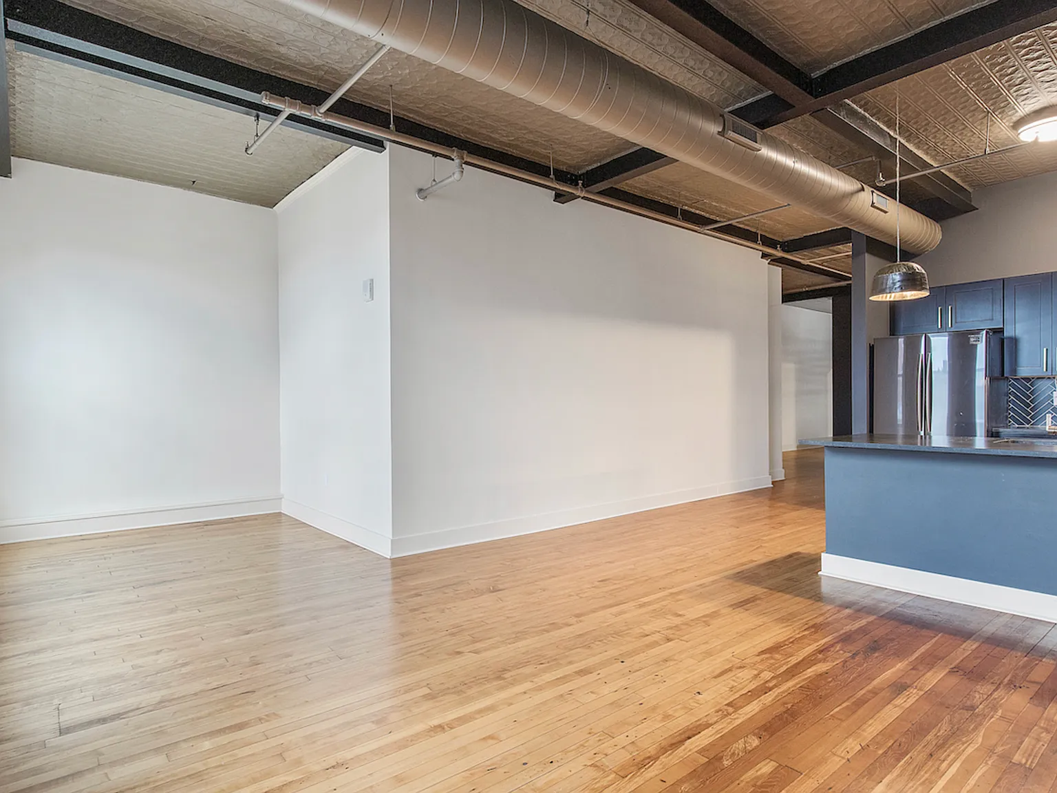 2 bed, 1446 sqft, $2,850 — Photo 3