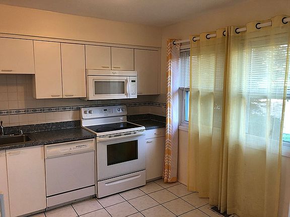 4th image of 1817 Brentwood Dr #544