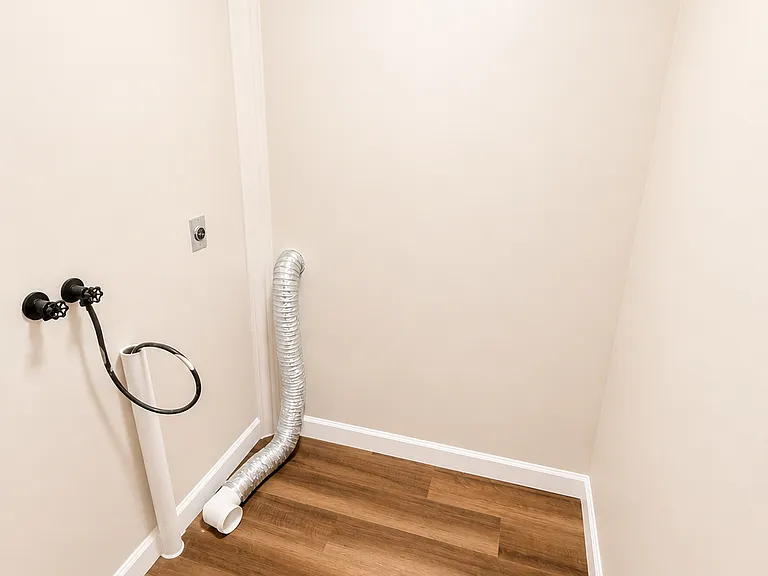106 Lake Point Dr — Photo 18