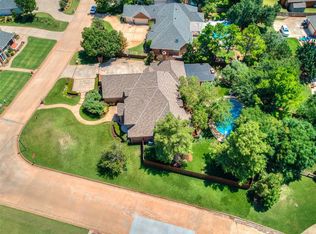 716 Glenlake Dr, Edmond, OK 73013