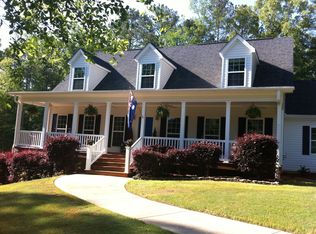 87 Southern Trace Dr, Senoia, GA 30276