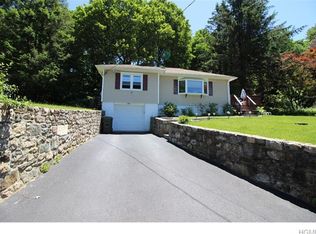 288 Buckshollow Rd, Mahopac, NY 10541