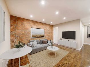 215 E 3rd St #2FF, New York, NY 10009