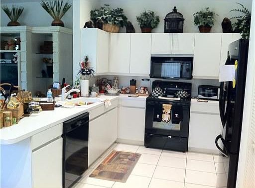 Home For Sale In Broken Sound