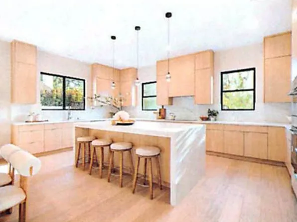 10476 S Stelling Rd, Cupertino, CA 95014