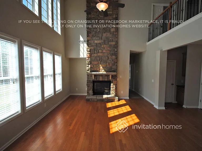407 White Cloud Trl — Photo 2