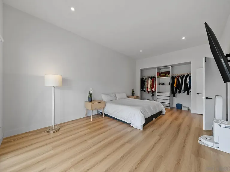 7410 Caminito Carlotta — Photo 19