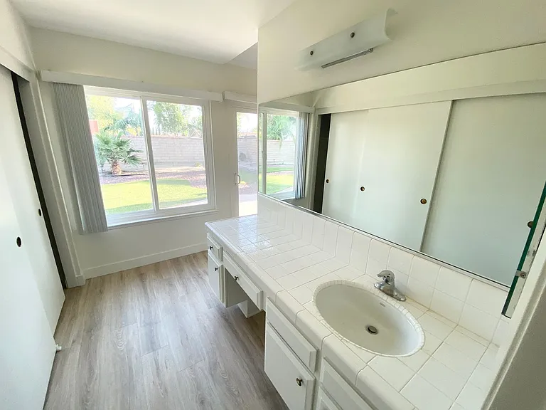 6009 E La Paz Cir — Photo 16