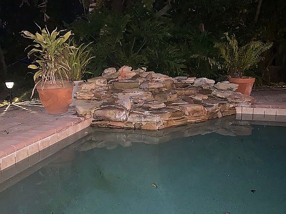 3rd image of 1154 Duncan Dr
