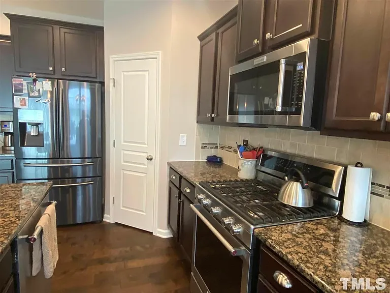 213 Churment Ct — Photo 7