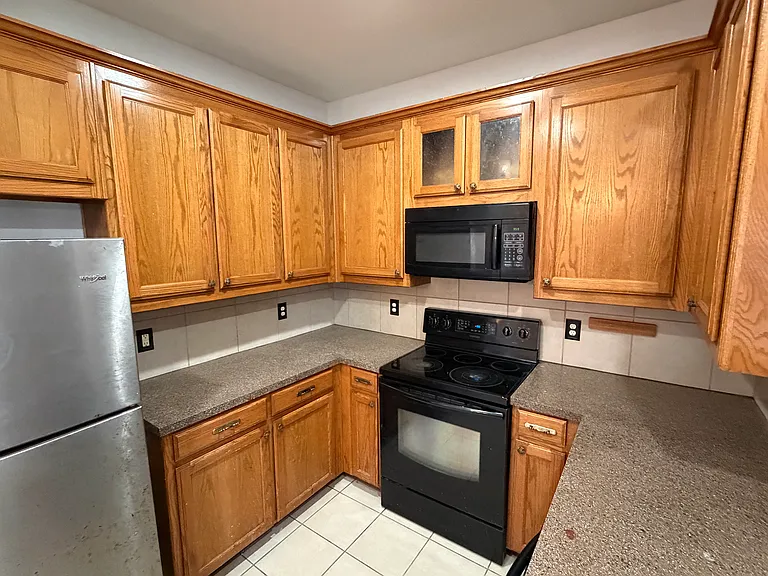5613 Blackmon Ct — Photo 3