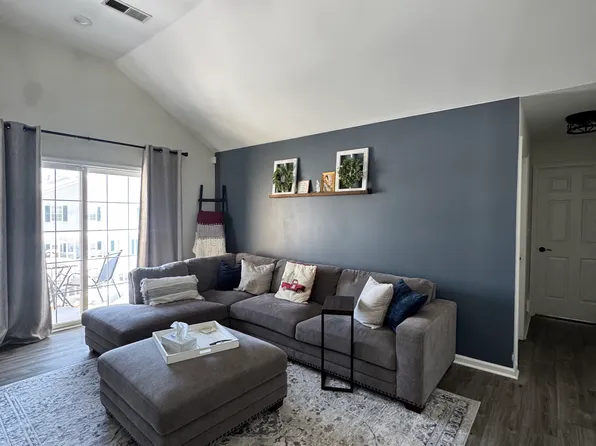 80 Williamson Ct, Bridgewater, NJ 08807