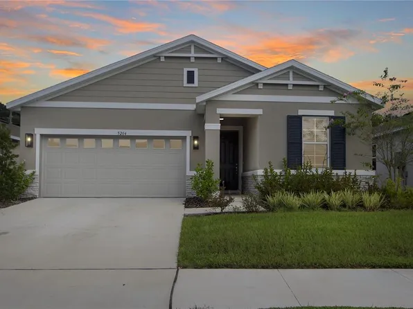 5204 Meadow Song Dr, Okahumpka, FL 34762