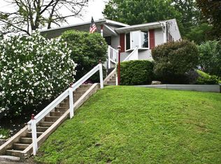 65 Staub Rd, Trucksville, PA 18708