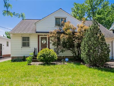 14204 Rockside Rd, Maple Heights, OH, 44137