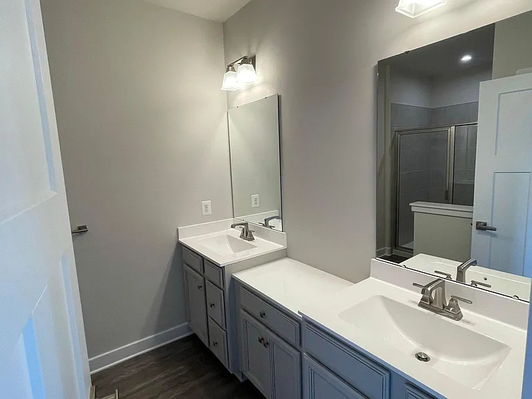 8666 Shady Pines Dr — Photo 57