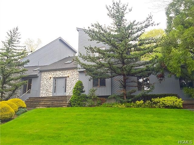 1st image of 6 Tall Pines Ct