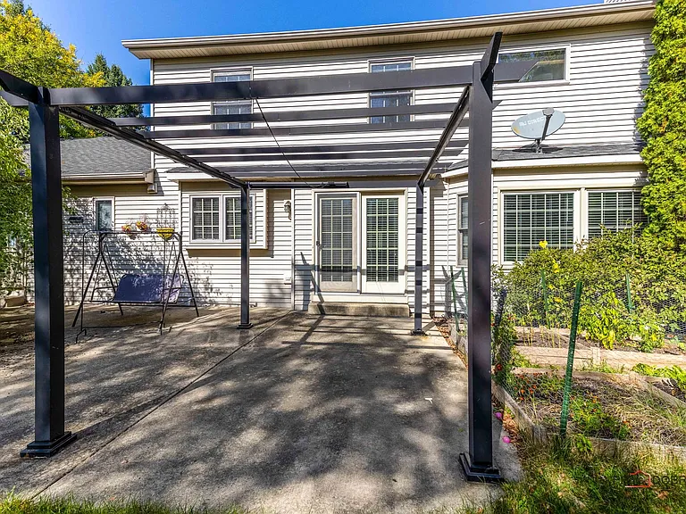 1214 Shoreline Dr — Photo 33