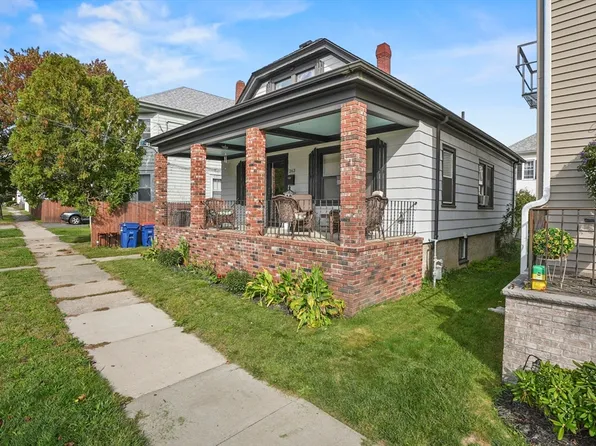 263 Hersom St, New Bedford, MA 02745