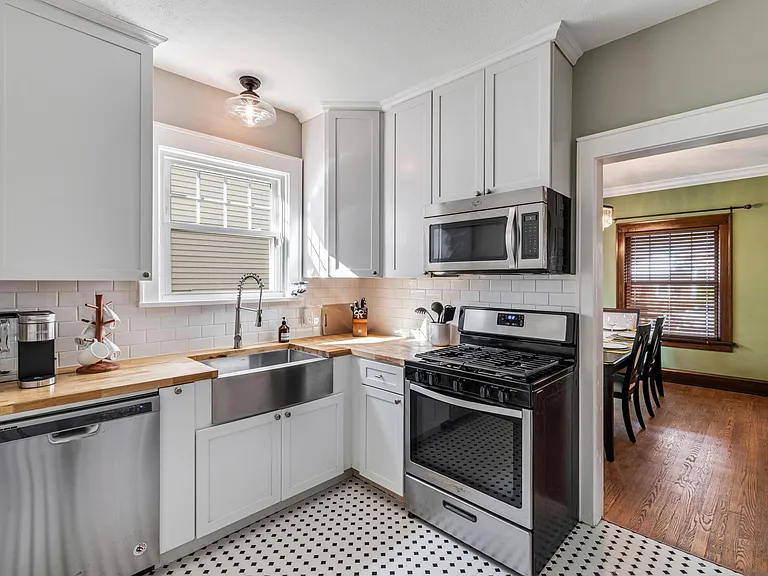 1818 Frazer Ave NW — Photo 7