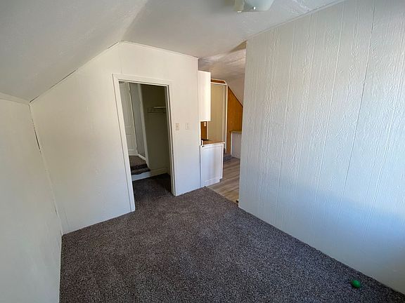 4th image of 3605 5th Ave