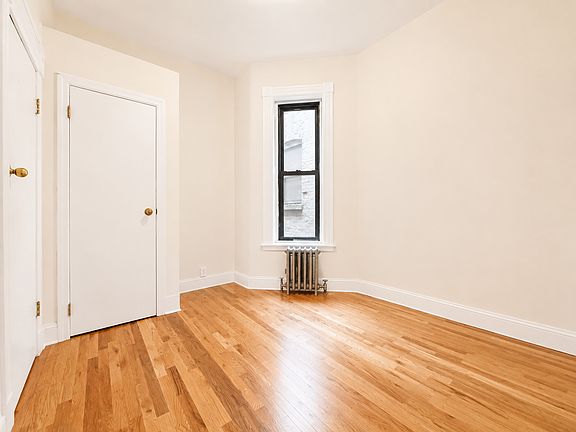 4th image of 677 Sterling Pl APT 3