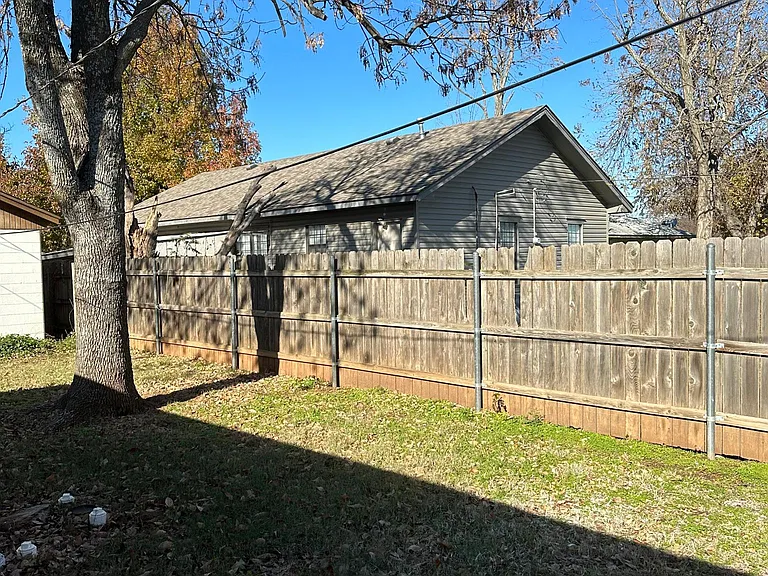 412A N Baumann Ave — Photo 12