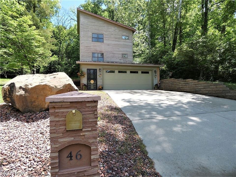1st image of 46 Briarwood Dr