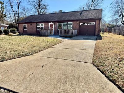286 Marlboro Rd, Newport News, VA, 23602