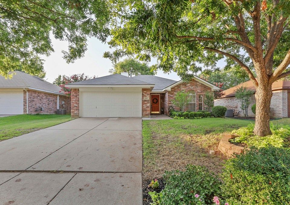1st image of 3003 Scenic Glen Dr