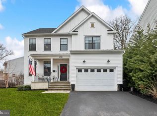 450 E Melrose Ave, Collingswood, NJ 08108