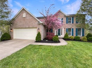 16588 Selby Cir, Strongsville, OH