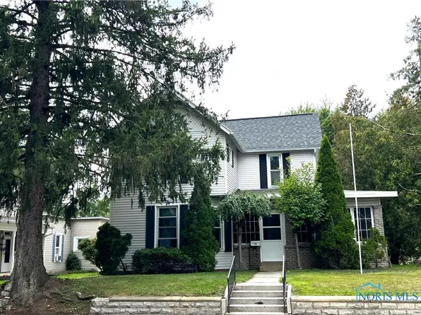 216 S Main St, North Baltimore, OH 45872