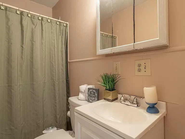 2054 Oklahoma St — Photo 11