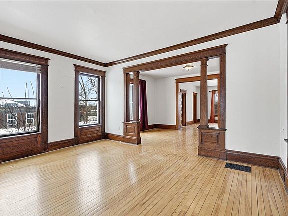 5th image of 617 3rd St