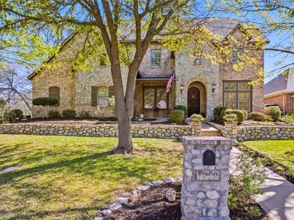 1833 Southpark Dr, Arlington, TX 76013