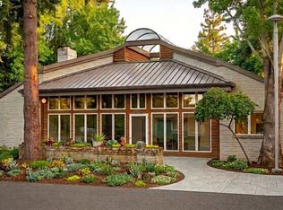 1924 Water St NE, Salem, OR 97301