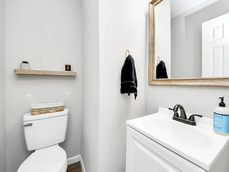 16118 Bunker Ridge Rd — Photo 18
