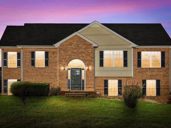 3160 Twelve Oaks Blvd, Clarksville, TN 37042
