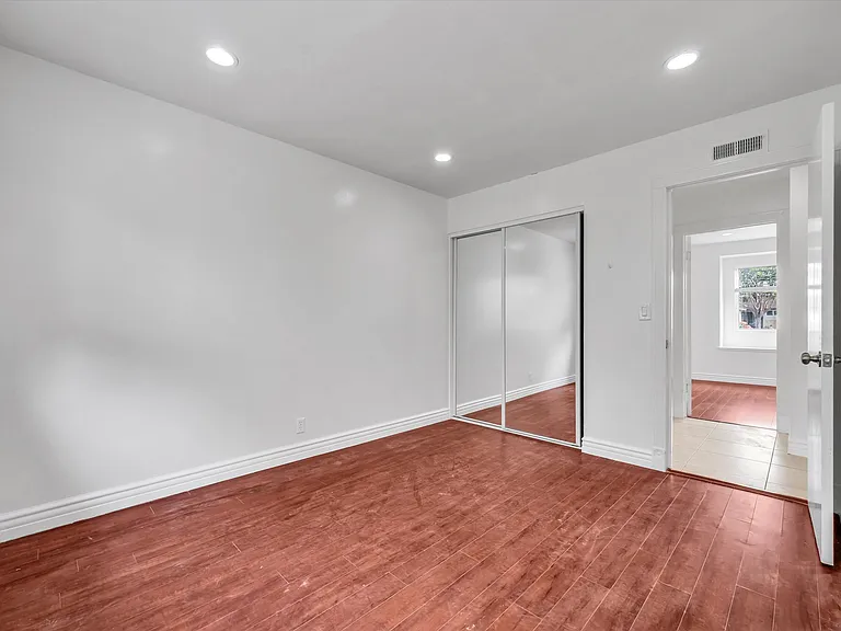 8801 Mays Ave — Photo 11