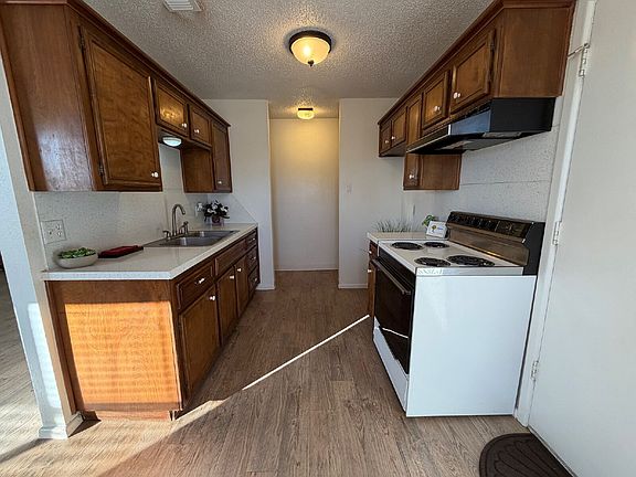 5th image of 8210 Vernon Ave #A