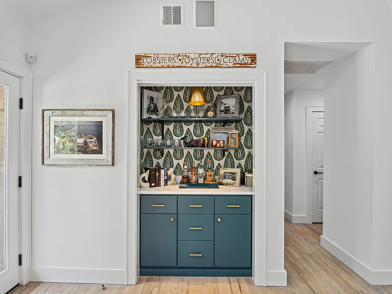 42 Oak St — Photo 10