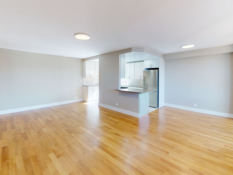 1st image of 310 Greenwich St #26G